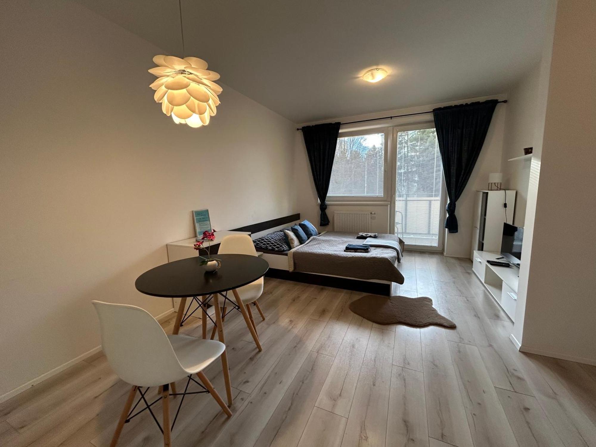 Moderne Studio S Bezplatnym Parkovanim Martin Luaran gambar